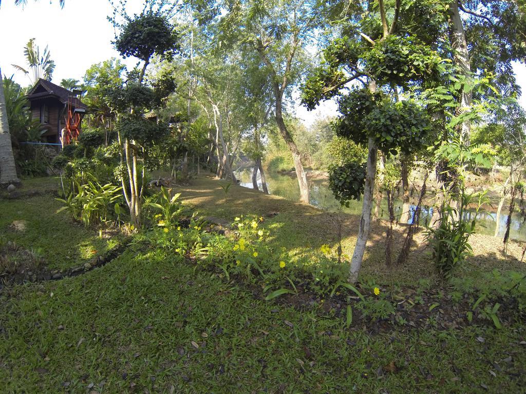 Riverside Ban Cho Lae Exterior photo
