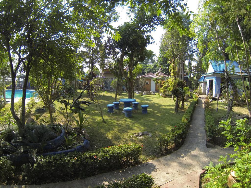 Riverside Ban Cho Lae Exterior photo